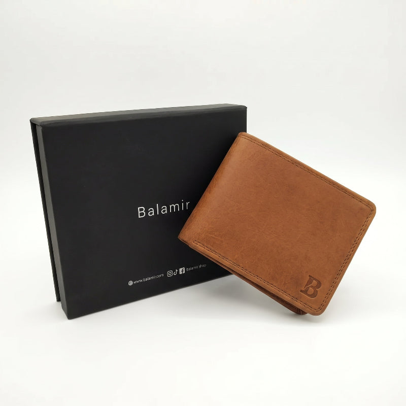 Bridle Hide Billfold Wallet with 6 C/C